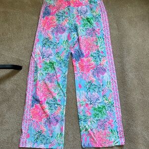 NWOT Lilly Pulitzer Colorful Floral Bottoms